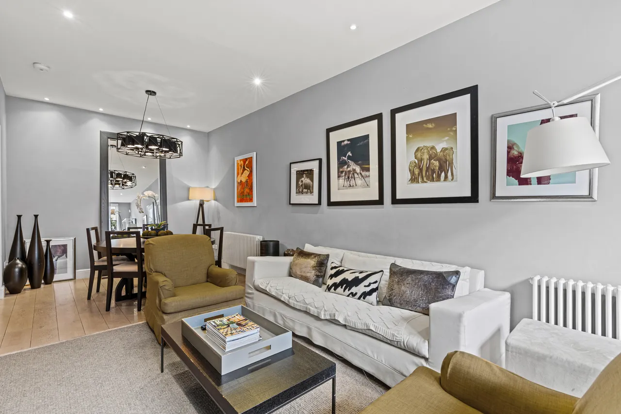 Pavilion Road, Knightsbridge, London, photo 3