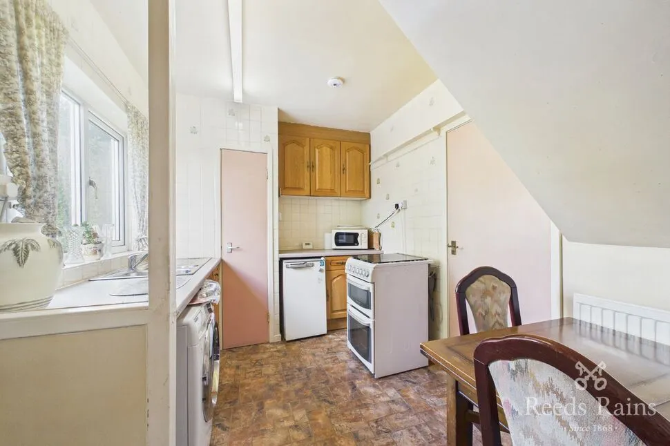 Lowedges Crescent, Sheffield, S8, photo 5