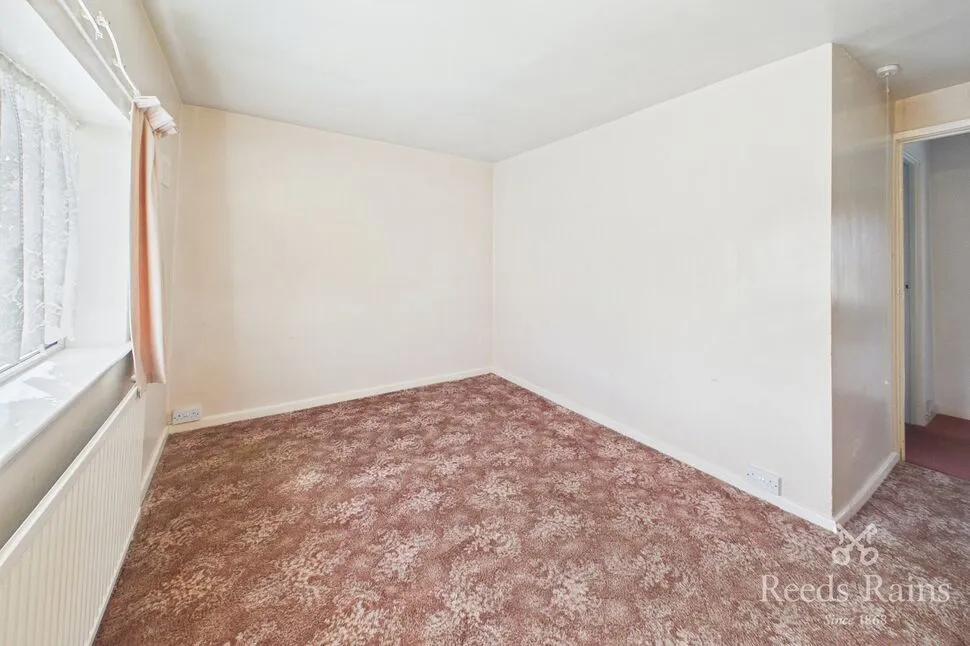 Lowedges Crescent, Sheffield, S8, photo 9