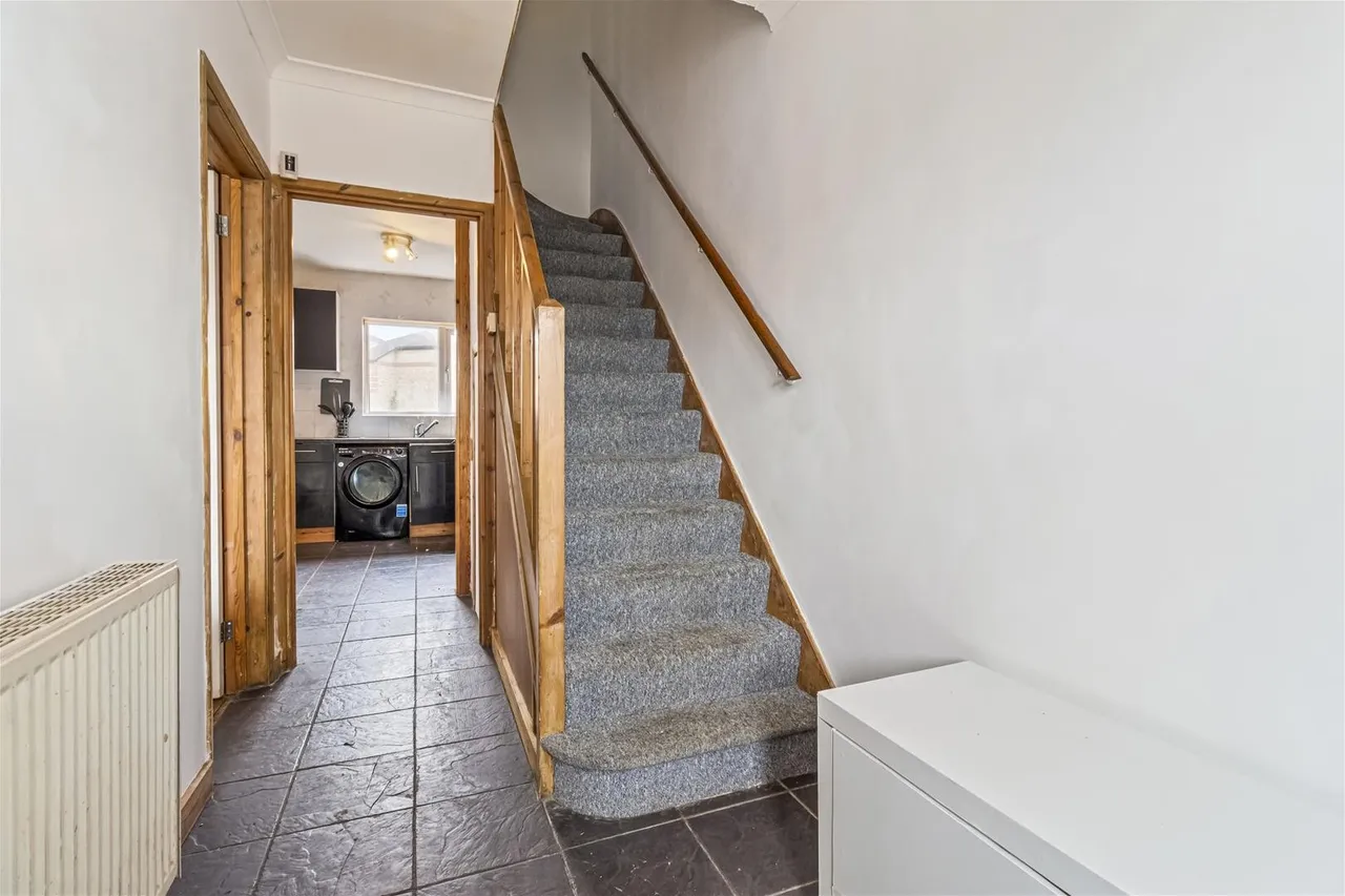 North Farm Road, Lancing, photo 4