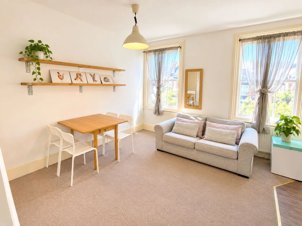 Flat 2, James House, London, 108 James Lane, E10 6HL, photo 2