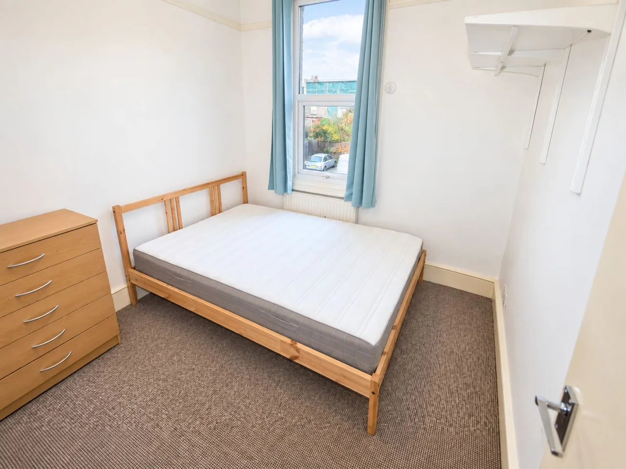 Flat 2, James House, London, 108 James Lane, E10 6HL, photo 7