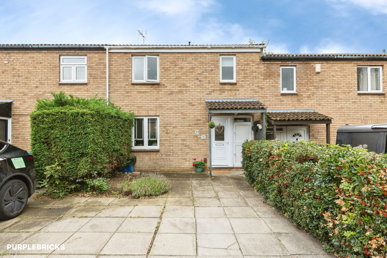 3 bed house for sale, Byerly Place, Milton Keynes, MK14