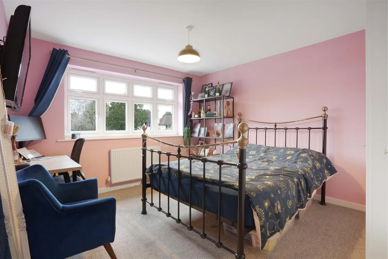 Sandy Lane, Cheam, Surrey, SM2 7NU, photo 11