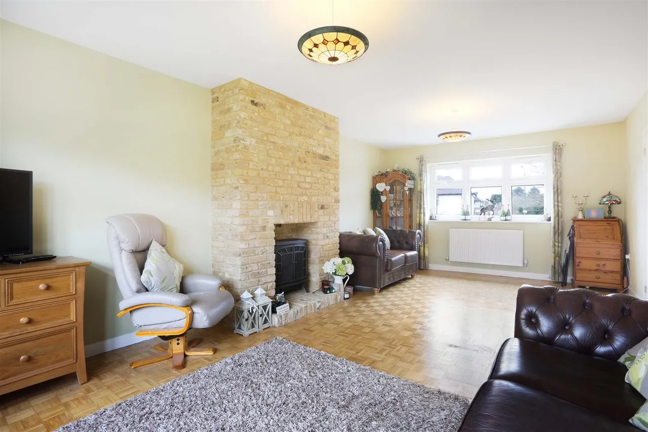 Sandy Lane, Cheam, Surrey, SM2 7NU, photo 7