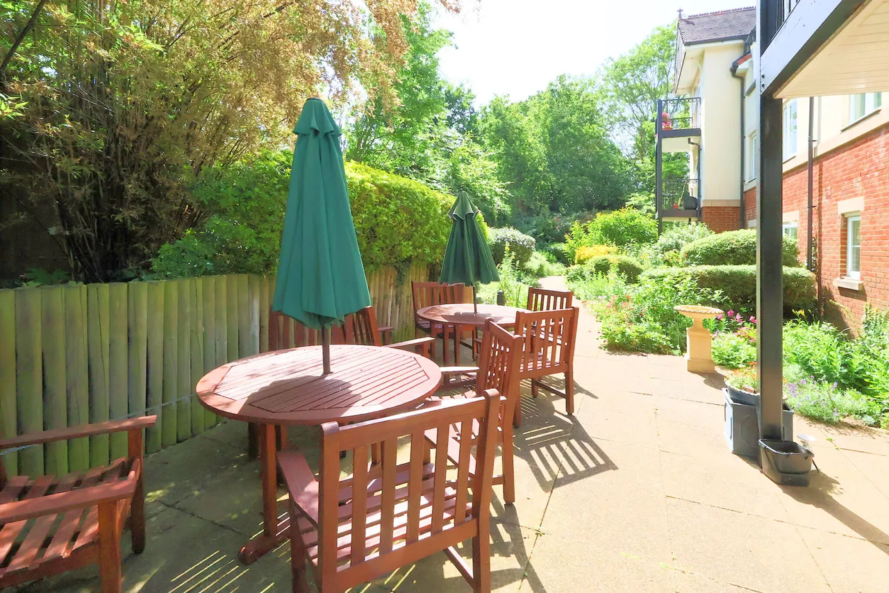 Flat 37, Mildred Court, Croydon, 26 Bingham Road, CR0 7EX, photo 12