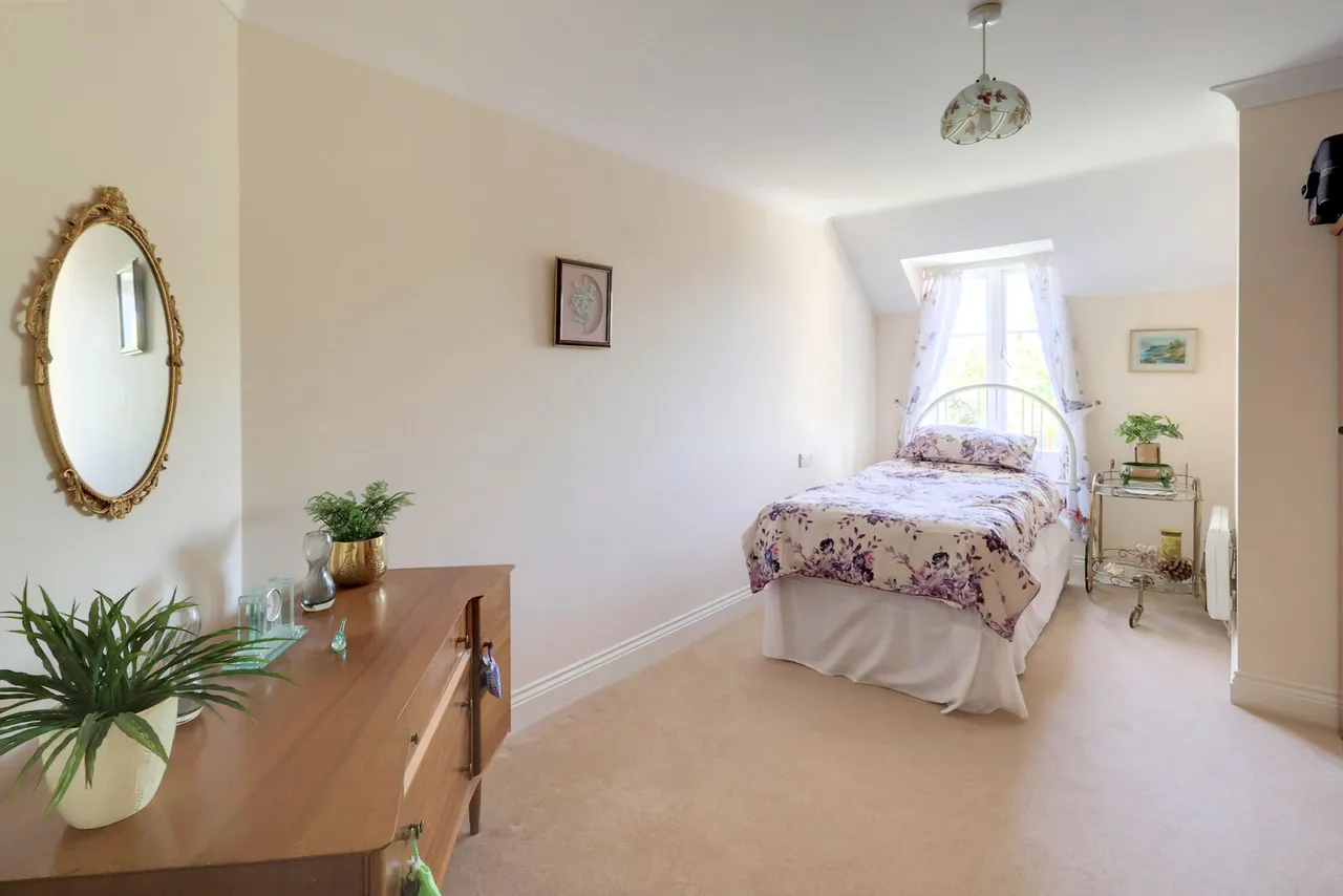 Flat 37, Mildred Court, Croydon, 26 Bingham Road, CR0 7EX, photo 6