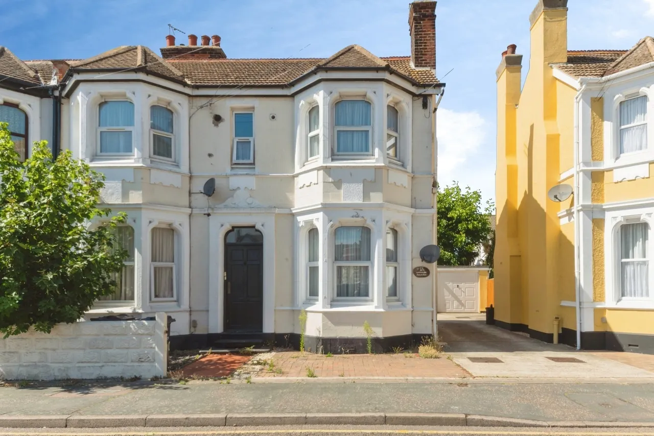 The Grove, Clacton-on-Sea, Essex, CO15, photo 9