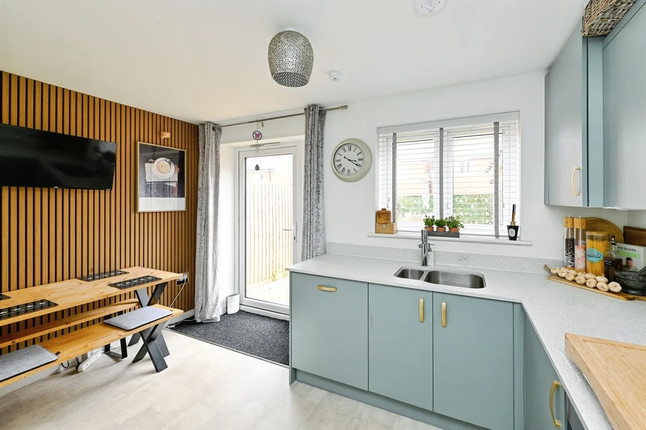 Daisy Drive, South Wootton, King's Lynn, photo 7