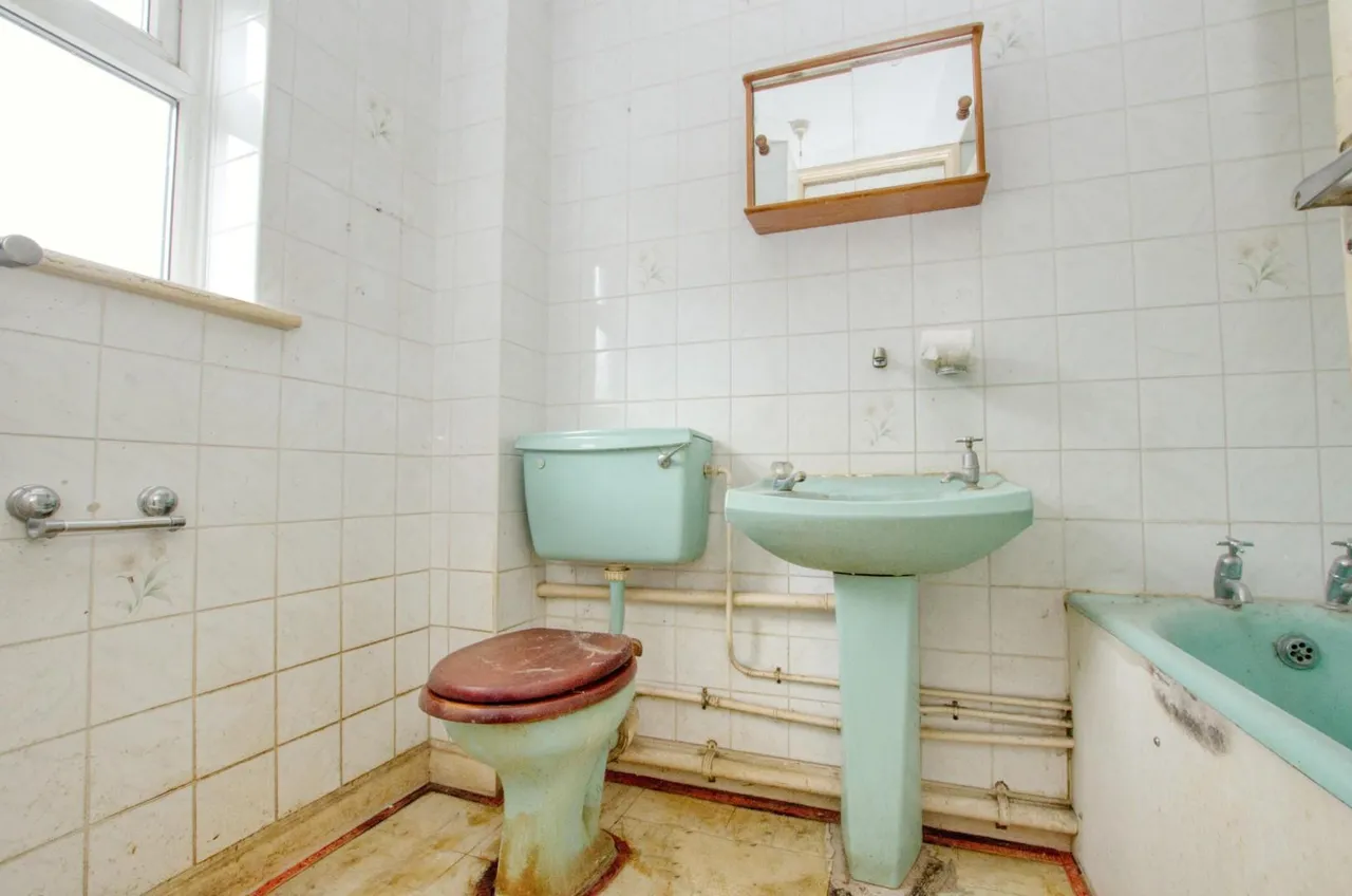 115 Woodmill Lane, Bitterne Manor, Southampton, SO18 2PE, photo 10