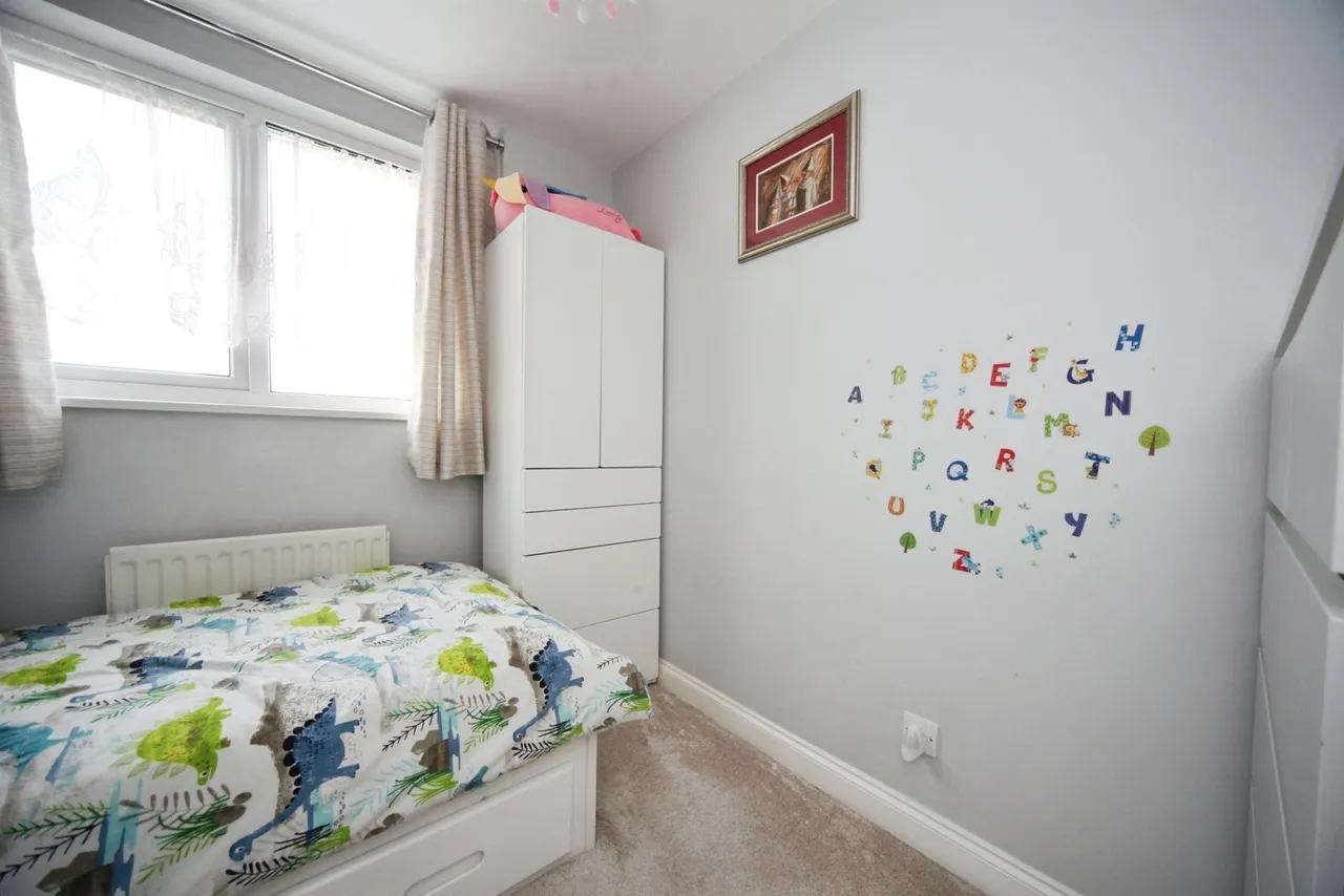 Julius Gardens, Luton, LU3, photo 7