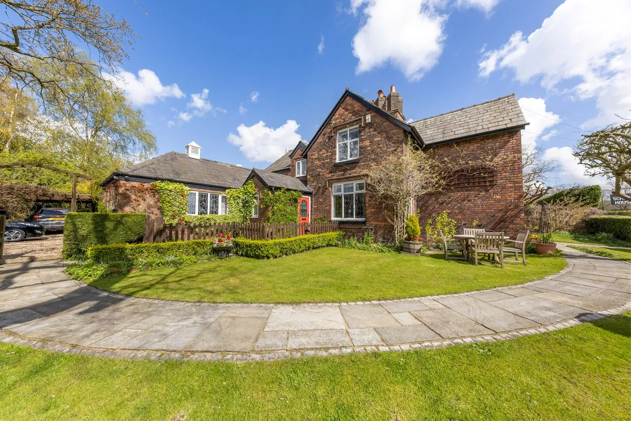 School House Stretton Road, Stretton, Warrington, Warrington, WA4 4NT, photo 31