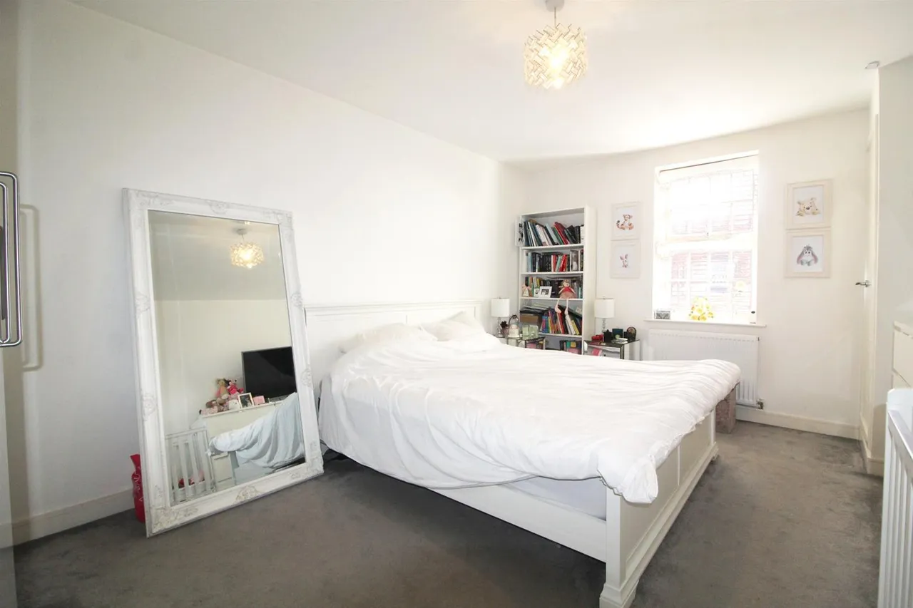 15 Collison Avenue, Barnet EN5 3BQ, photo 4