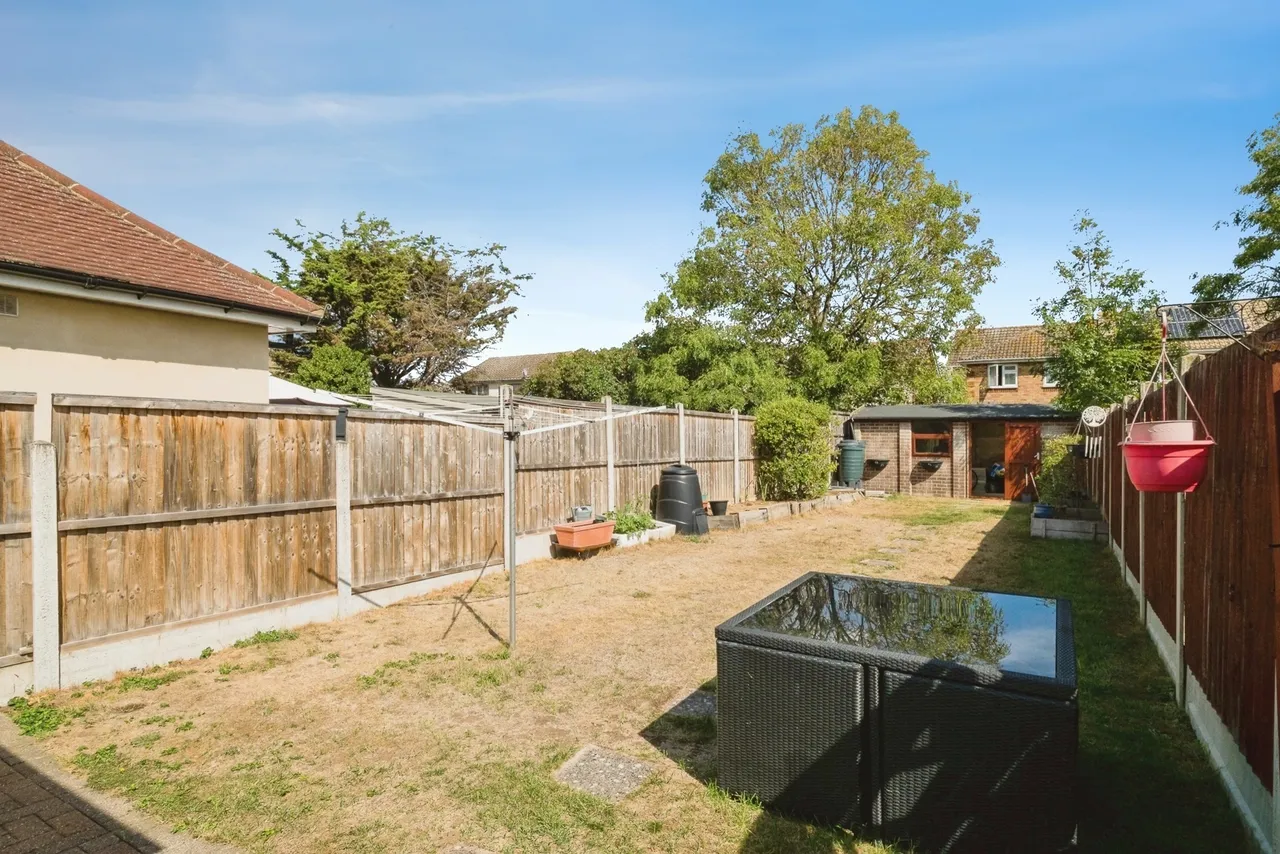 Briscoe Road, Rainham, RM13, photo 29