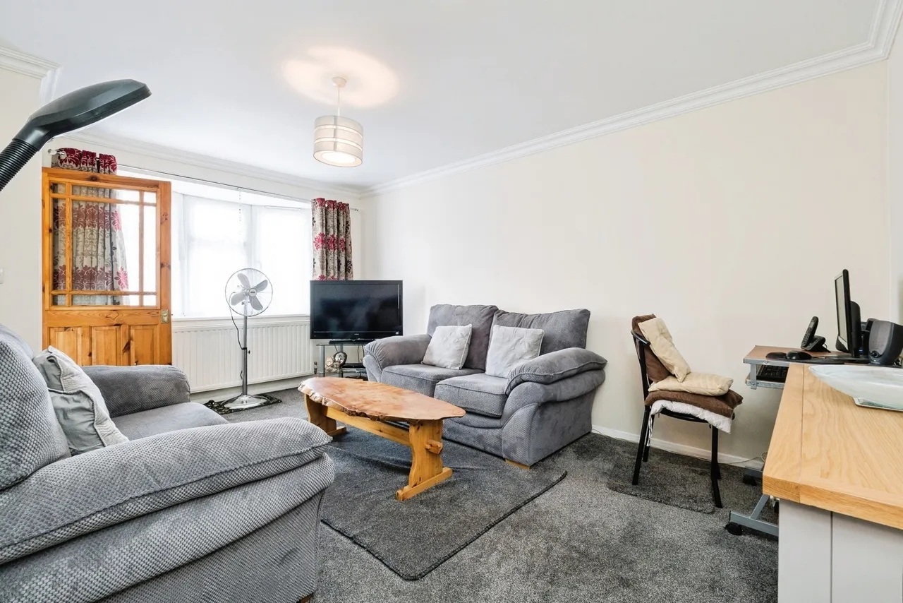Briscoe Road, Rainham, RM13, photo 22