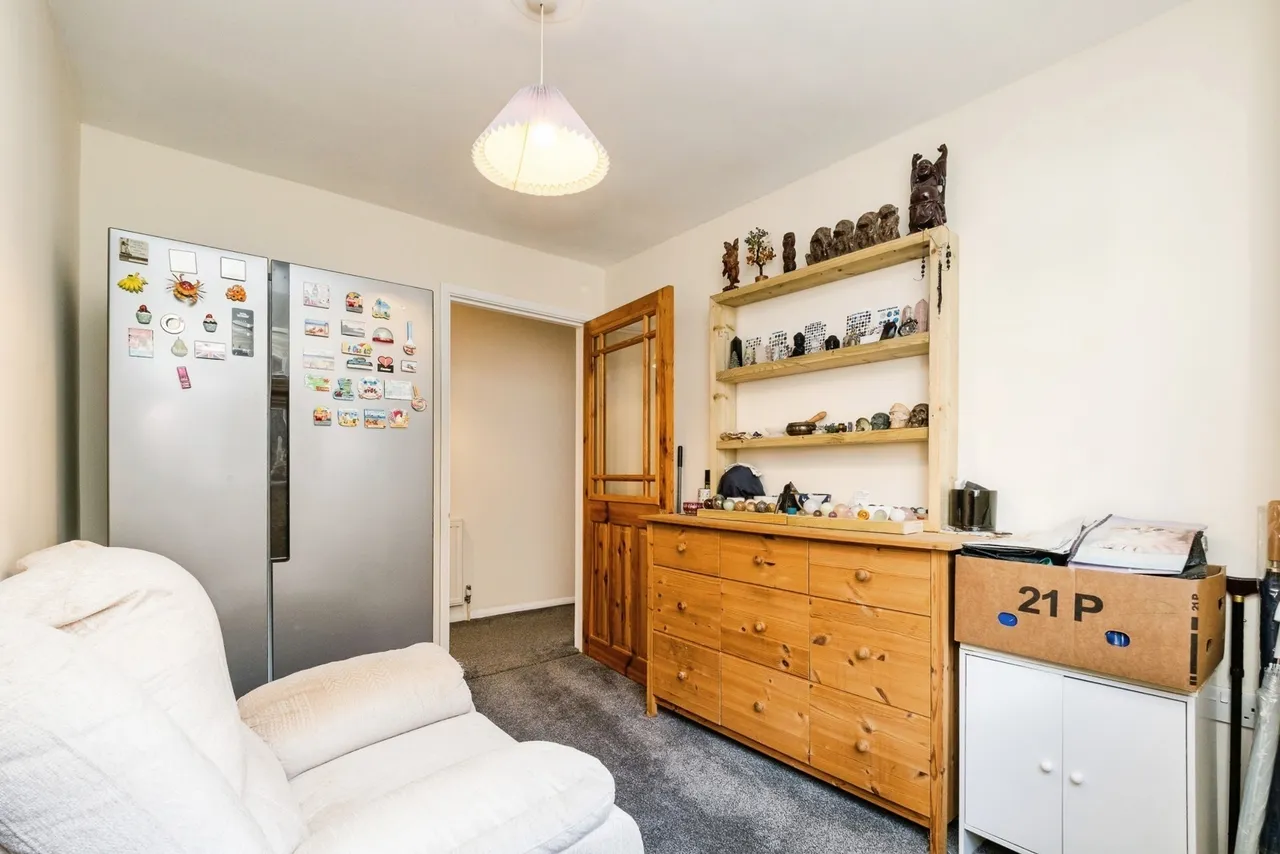 Briscoe Road, Rainham, RM13, photo 9