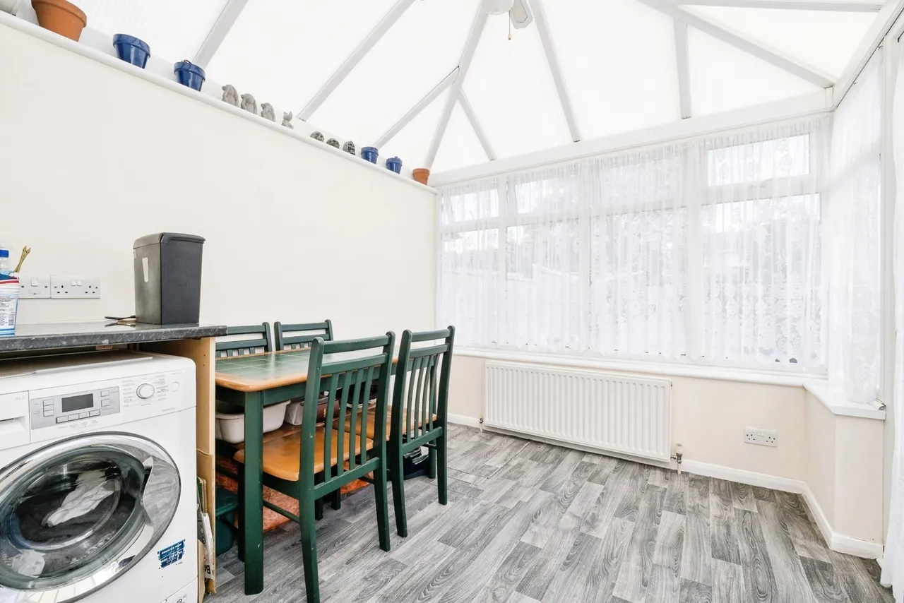 Briscoe Road, Rainham, RM13, photo 7