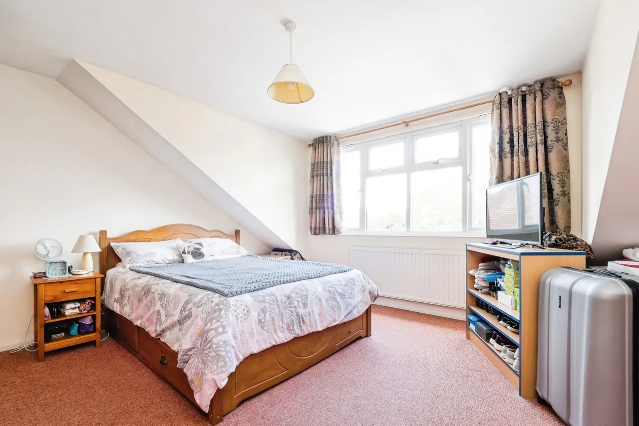 Briscoe Road, Rainham, RM13, photo 13