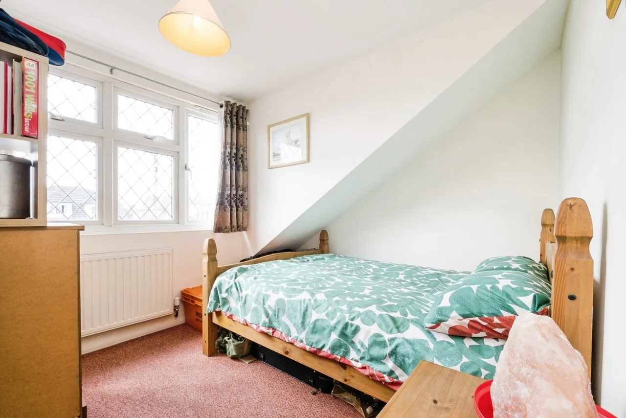 Briscoe Road, Rainham, RM13, photo 6