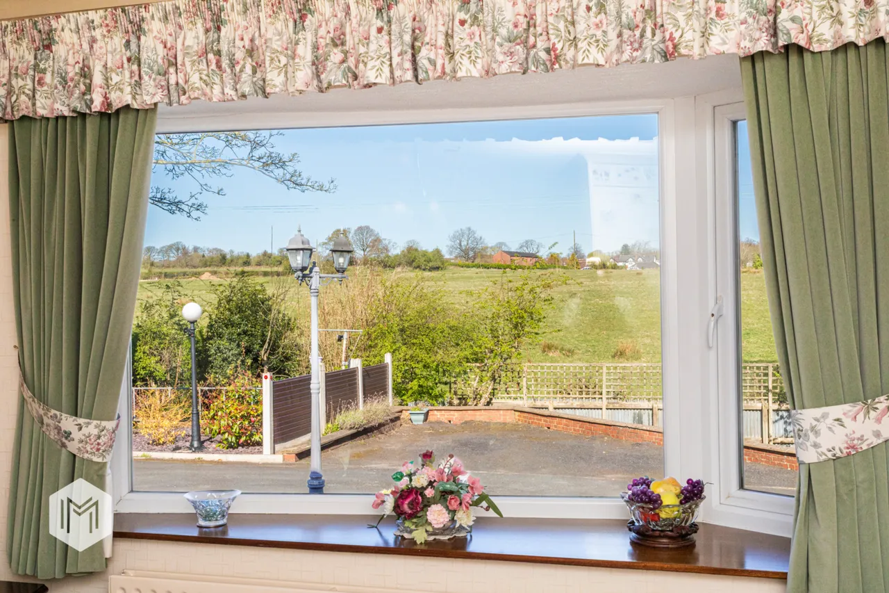 Half Acre Higher Ainsworth Road, Radcliffe, Manchester, M26 4JH, photo 5