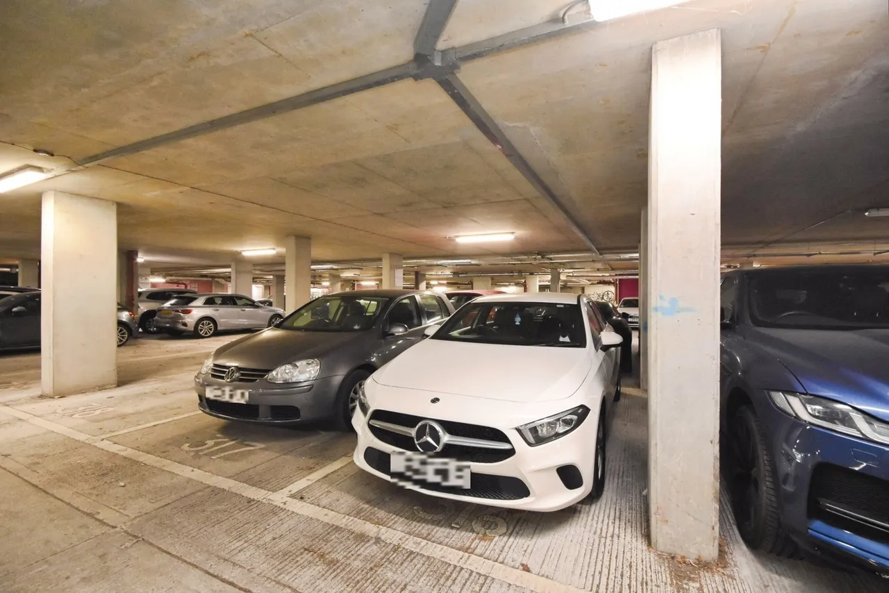 Burgess Springs, Chelmsford, Essex, CM1, photo 8