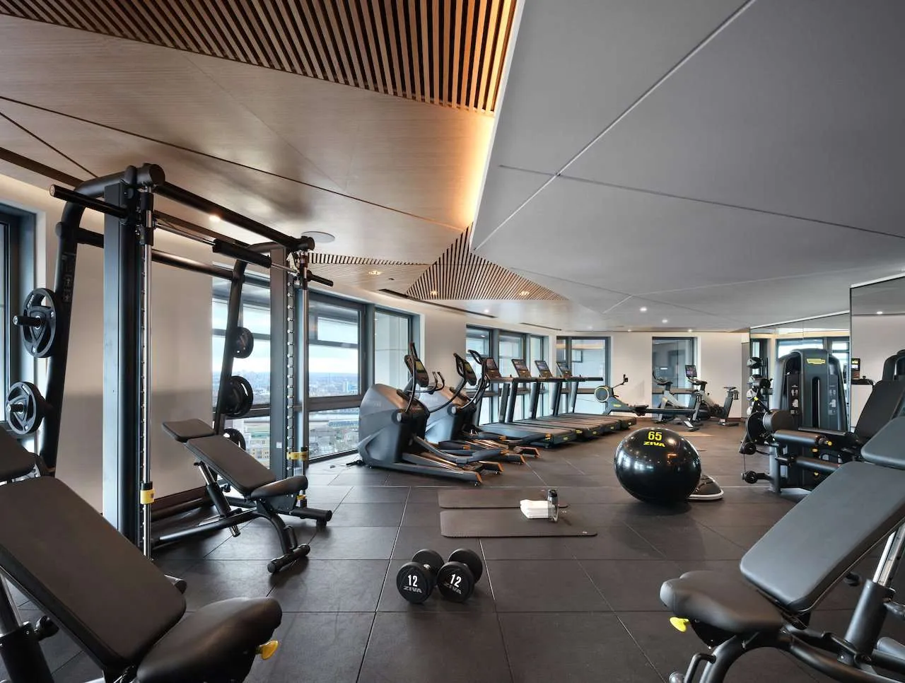 Aspen, Consort Place, Marsh Wall, Canary Wharf, E149XQ, photo 8