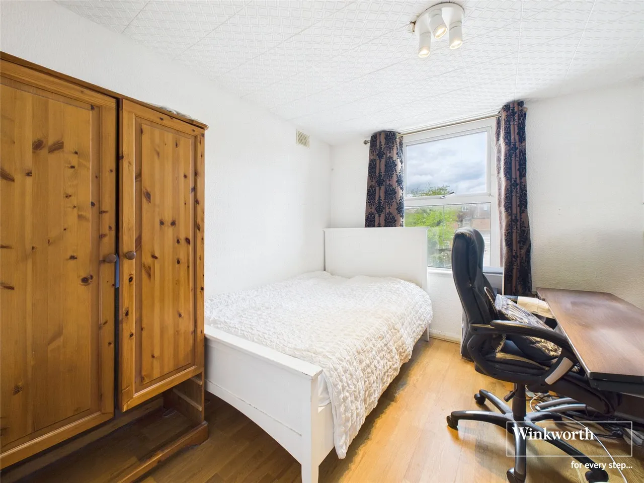 Egerton Gardens, Hendon, NW4, photo 9