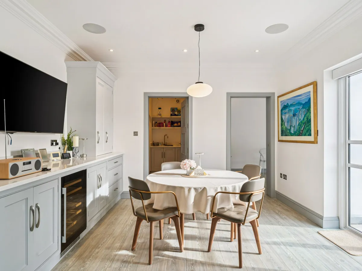 Esher Place Avenue, Esher, KT10, photo 10