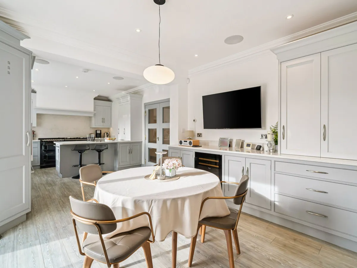 Esher Place Avenue, Esher, KT10, photo 6