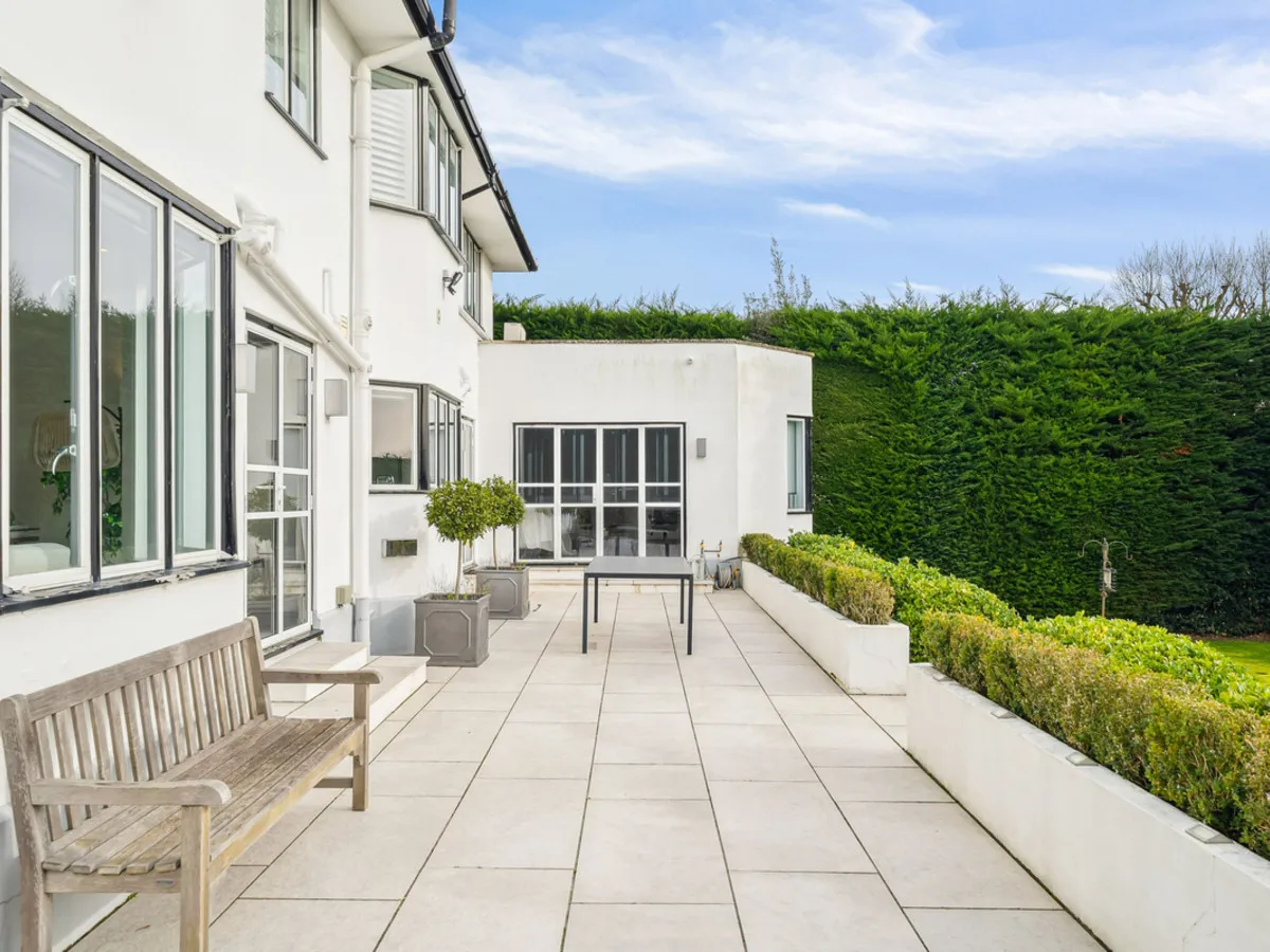Esher Place Avenue, Esher, KT10, photo 7