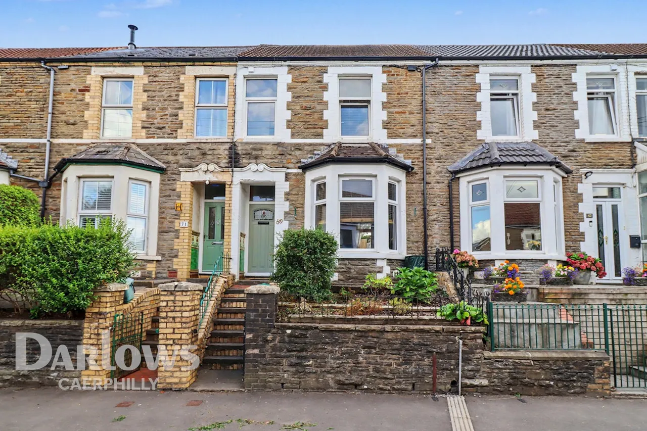 3 bed house for sale, Van Road, Caerphilly