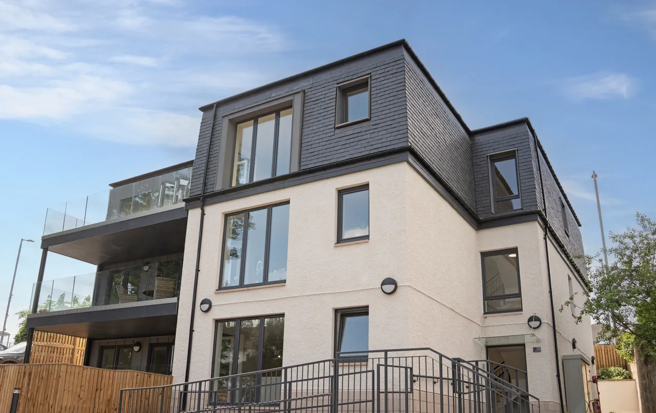 Maple Avenue, Newton Mearns, photo 15