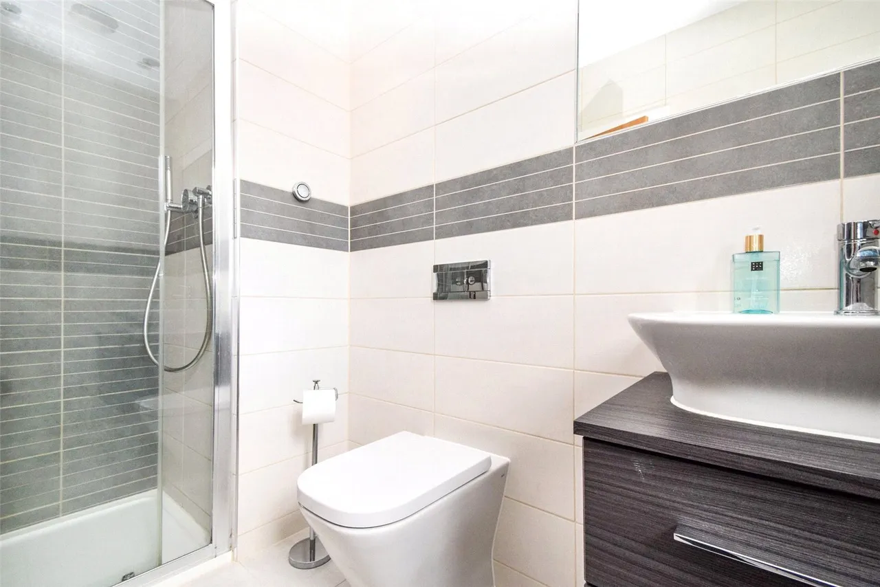 Cuckoo Crescent, Blackwater, Camberley, Hampshire, GU17 0SB, photo 15