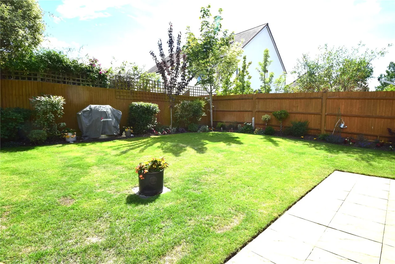 Cuckoo Crescent, Blackwater, Camberley, Hampshire, GU17 0SB, photo 10
