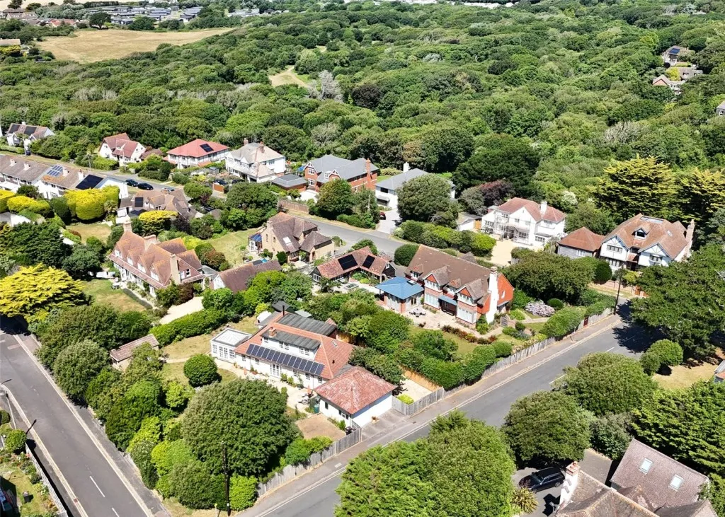 Milford on Sea, Lymington, photo 37