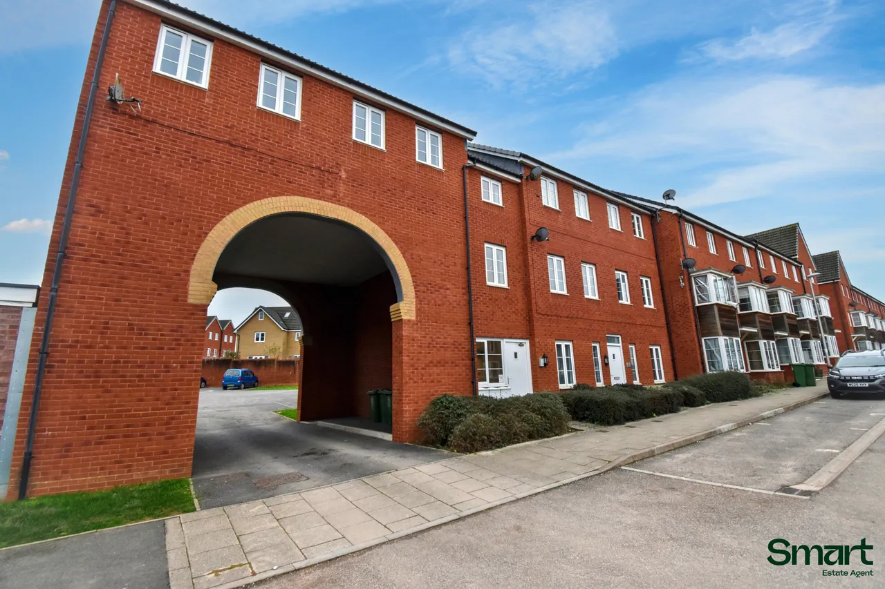 2 bed flat to rent, Blakeslee Drive, Exeter