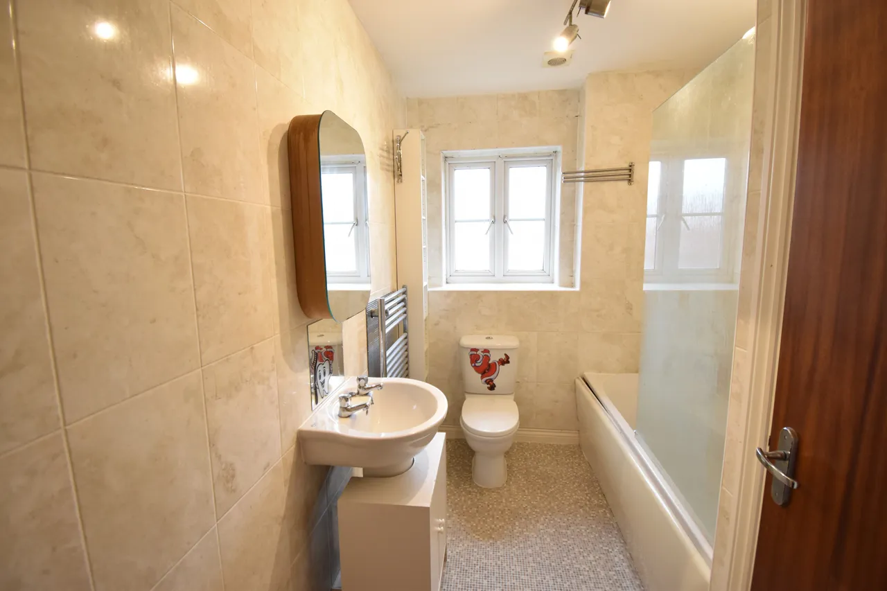 Blakeslee Drive, Exeter, photo 6