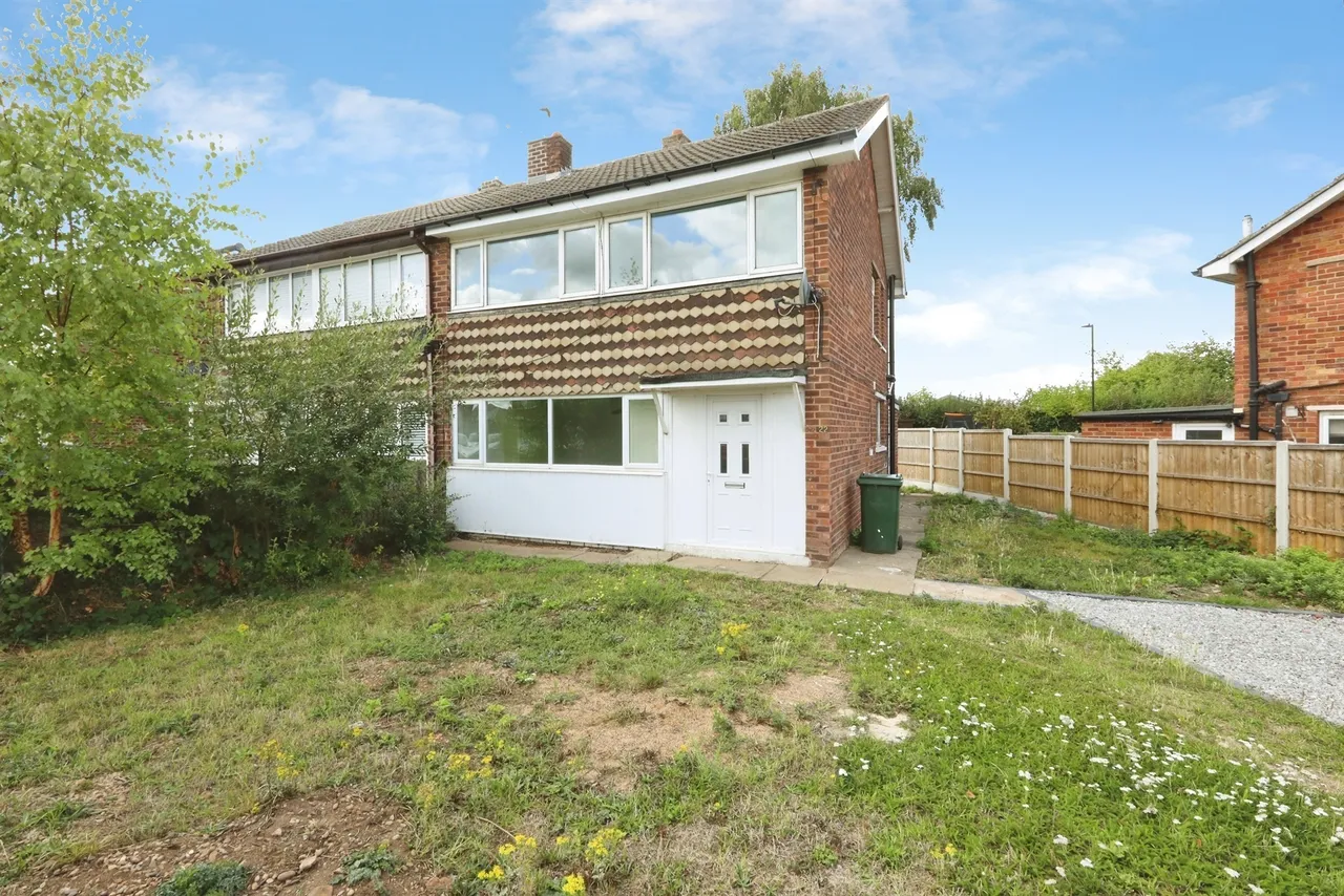 3 bed house for sale — Windermere Crescent, Kirk Sandall, Doncaster