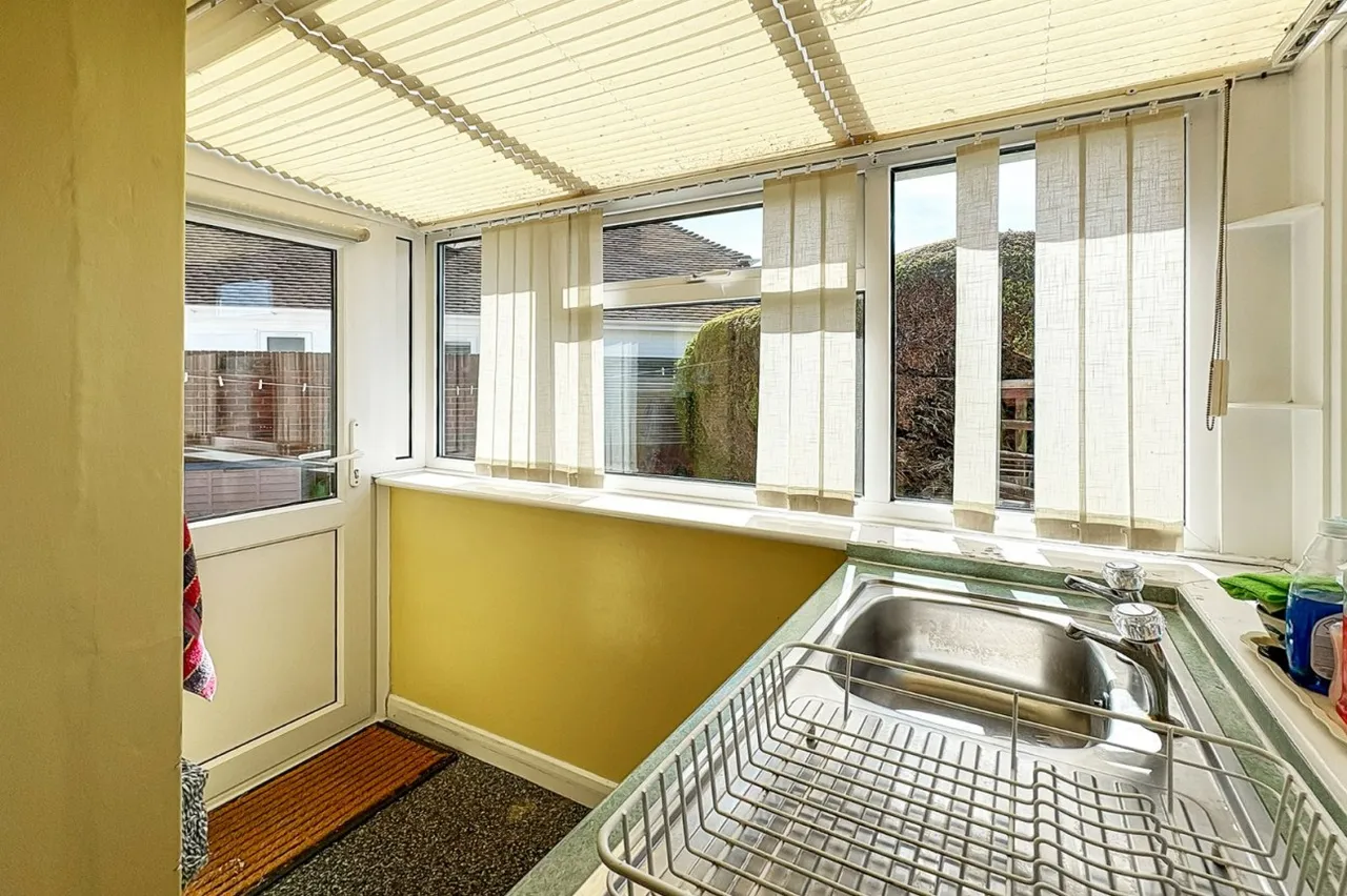 East Preston, Littlehampton, BN16, photo 12