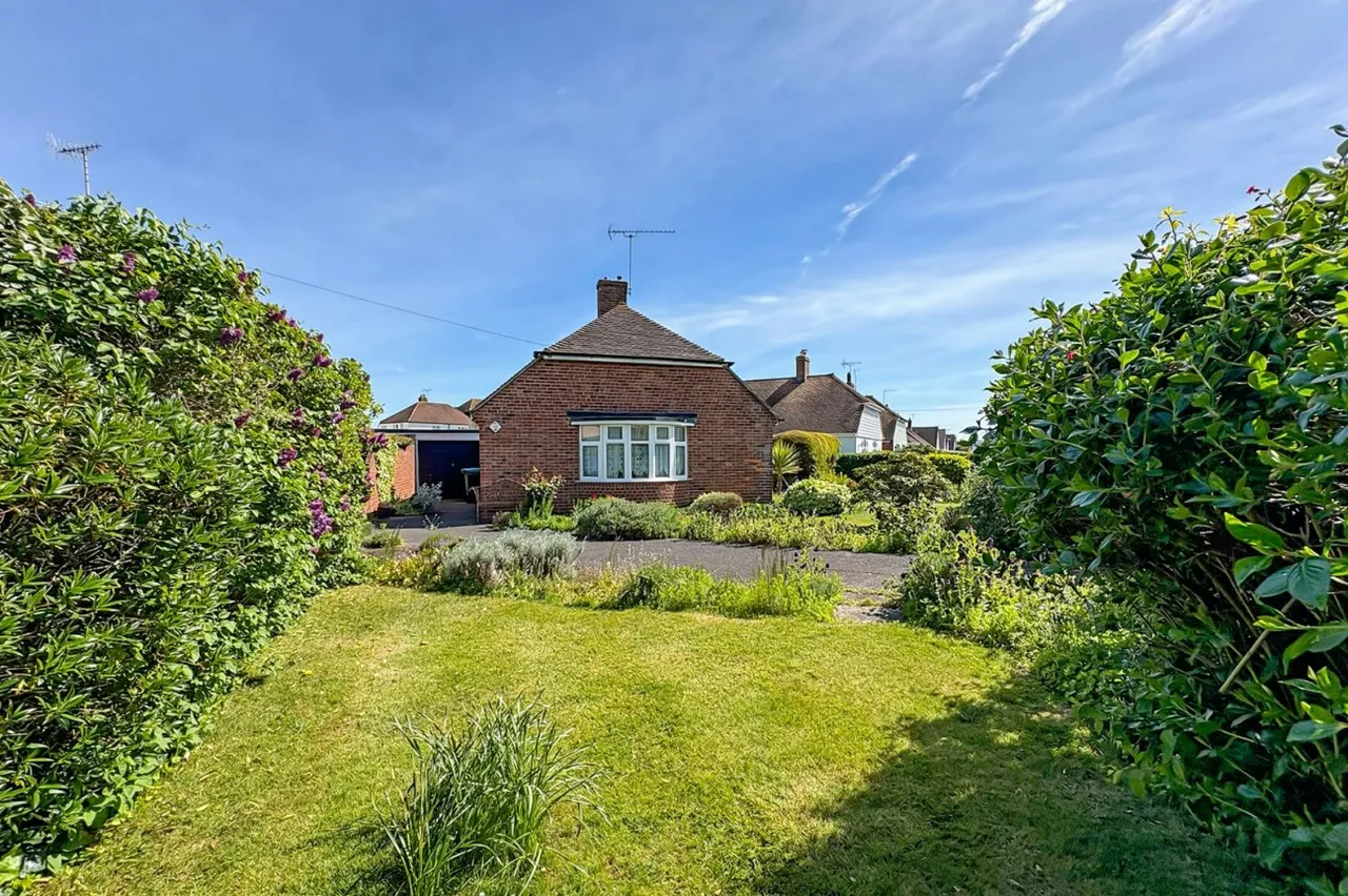 East Preston, Littlehampton, BN16, photo 13