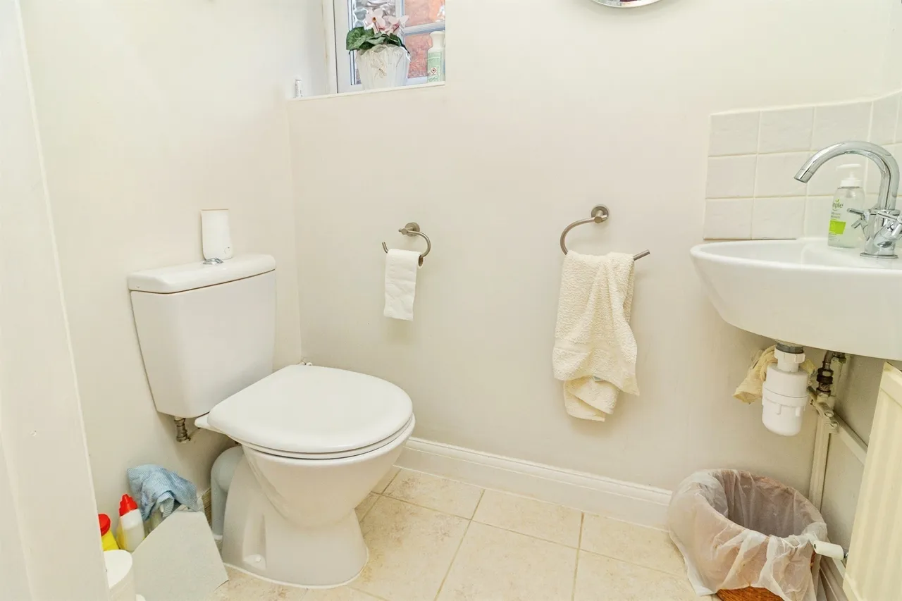 Dunsley Place, Tring, HP23, photo 7