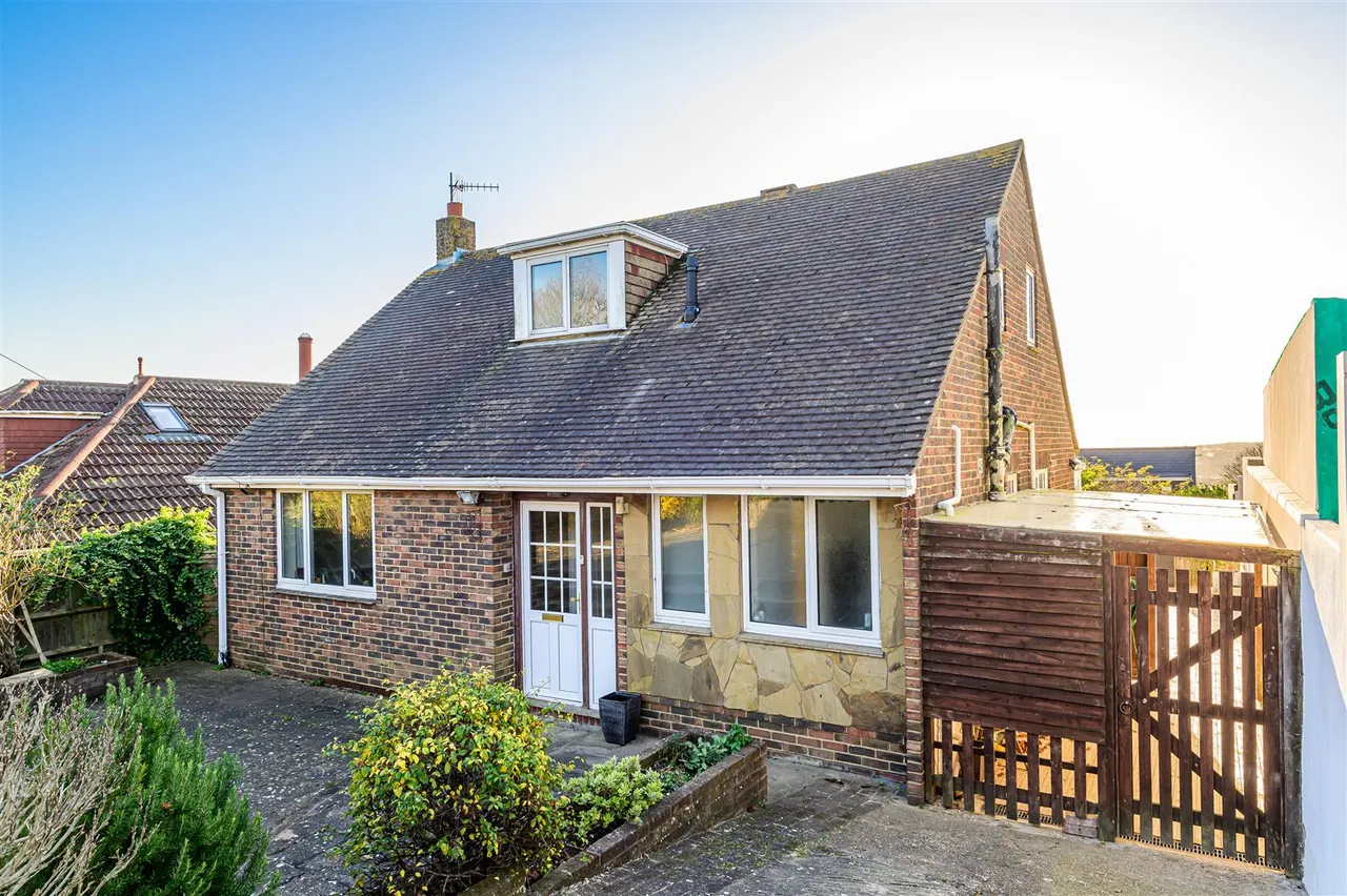 Fairholme Road, Newhaven, photo 15