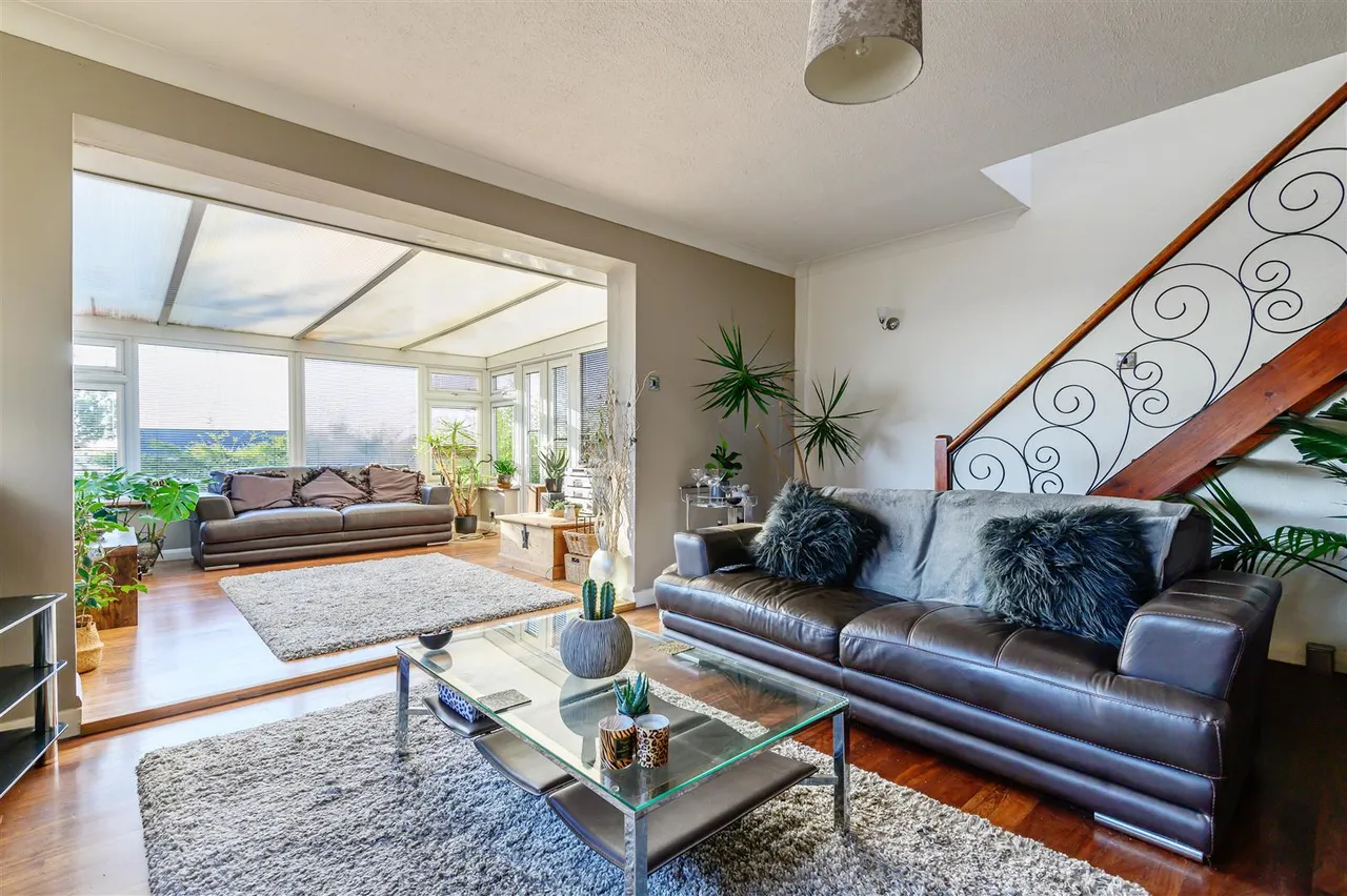 Fairholme Road, Newhaven, photo 4