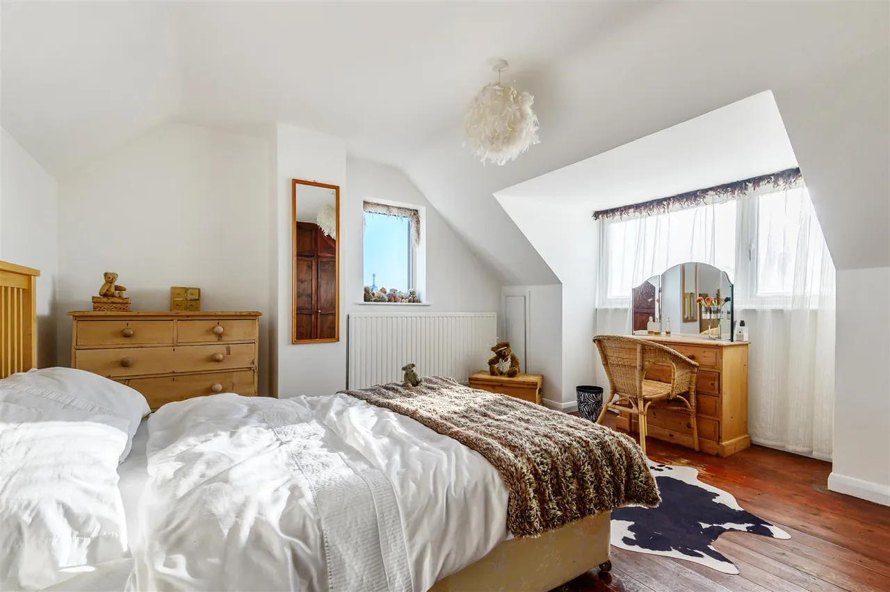 Fairholme Road, Newhaven, photo 8