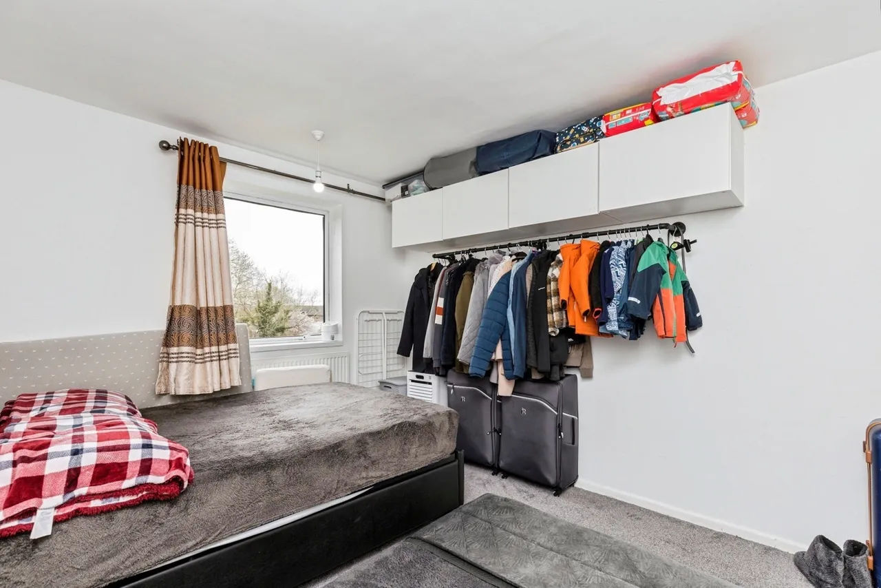 Highams Hill, Crawley, RH11, photo 7