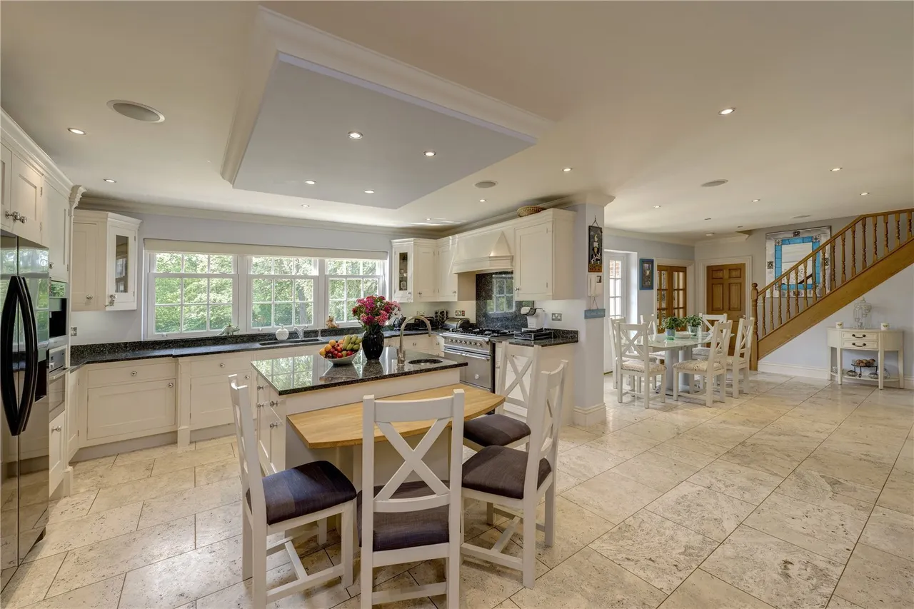 Westfield Road, Beaconsfield, HP9, photo 5