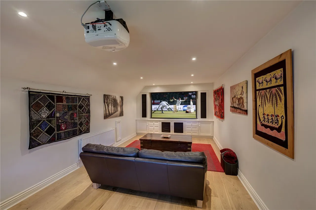Westfield Road, Beaconsfield, HP9, photo 11