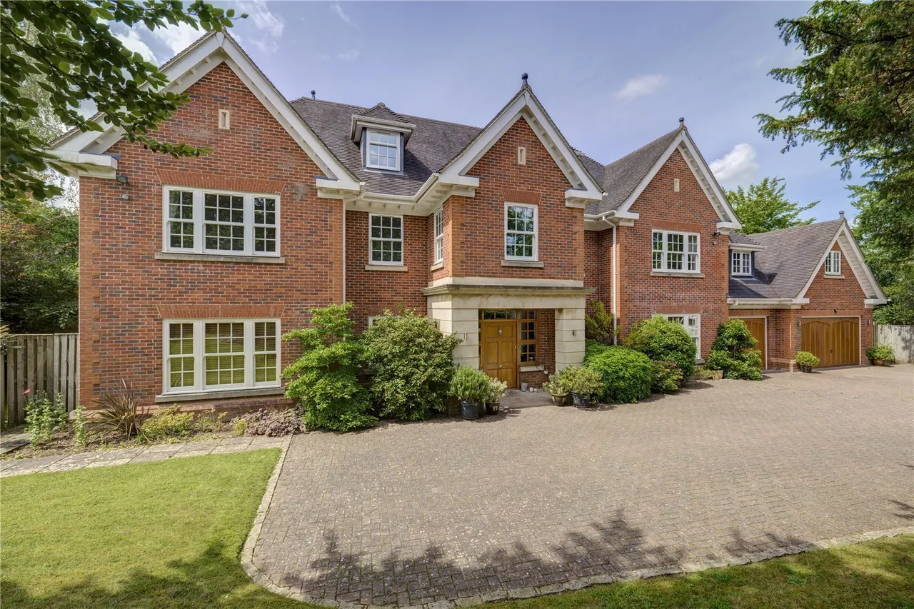 8 bed house for sale — Westfield Road, Beaconsfield, HP9