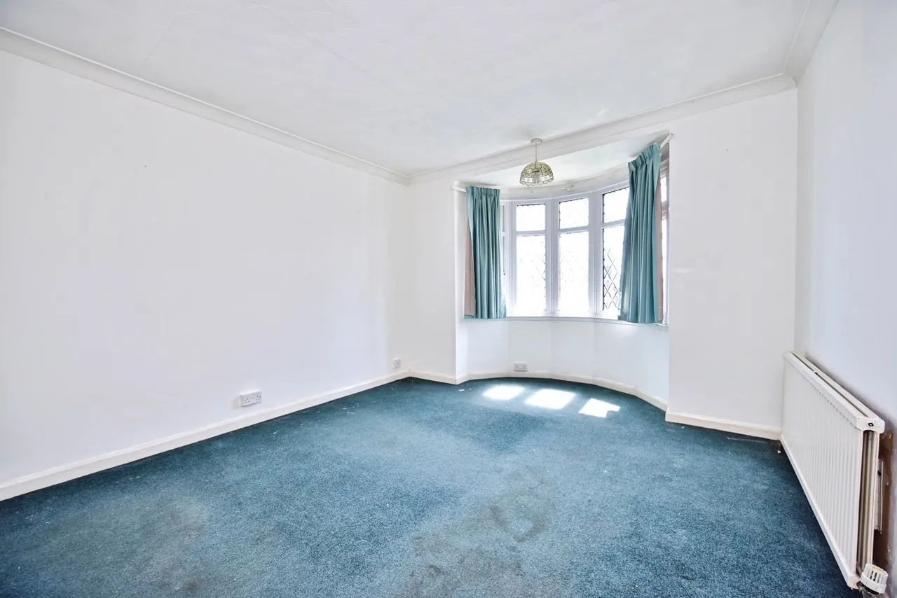 Pine Grove, Penenden Heath, MAIDSTONE, Kent, ME14, photo 11