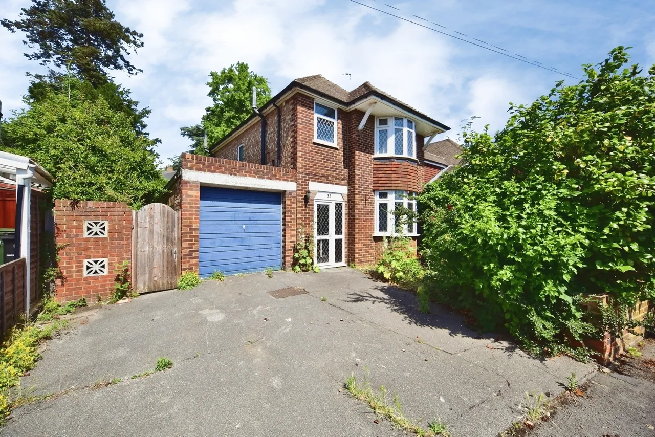 3 bed house for sale — Pine Grove, Penenden Heath, MAIDSTONE, Kent, ME14